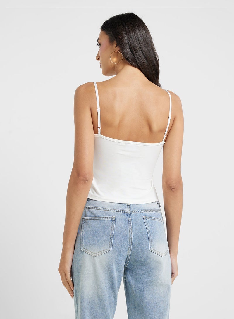 جينجر بيسيكس بلوزة كامي من الألياف الدقيقة مع حمالة صدر مدمجة - Image 2